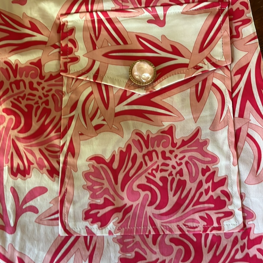 Golftini Rose Skort/skirt. Size 6 - Picture 3 of 9